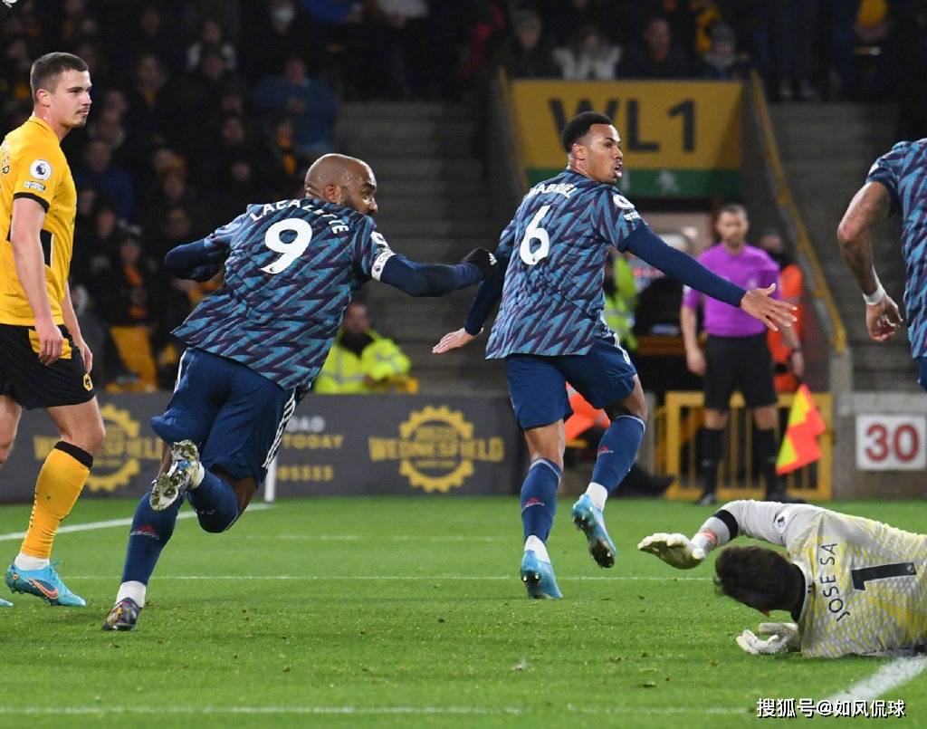 姑苏朱雀队鏖战渝州战狼队，冲浪小组赛爆冷，转换速度占优。冲刺阶段不容有失的简单介绍