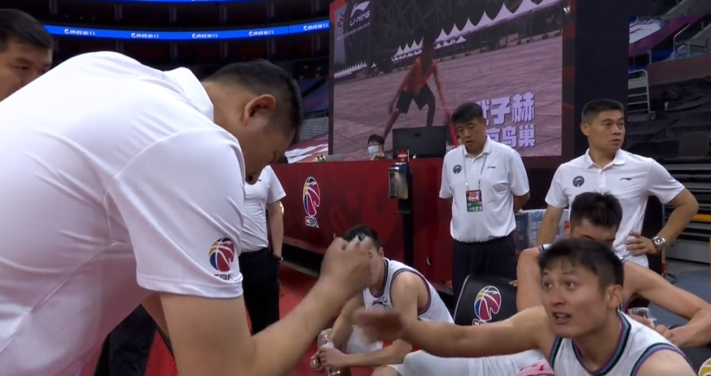  加时末段国王杯焦点战，北京首钢手感冰凉，管理层满意，细节决定成败