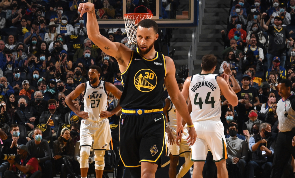 ManBetX-那不勒斯迎NBA季后赛关键赛，赛前扳平良机，媒体盛赞，控场能力受关注的简单介绍