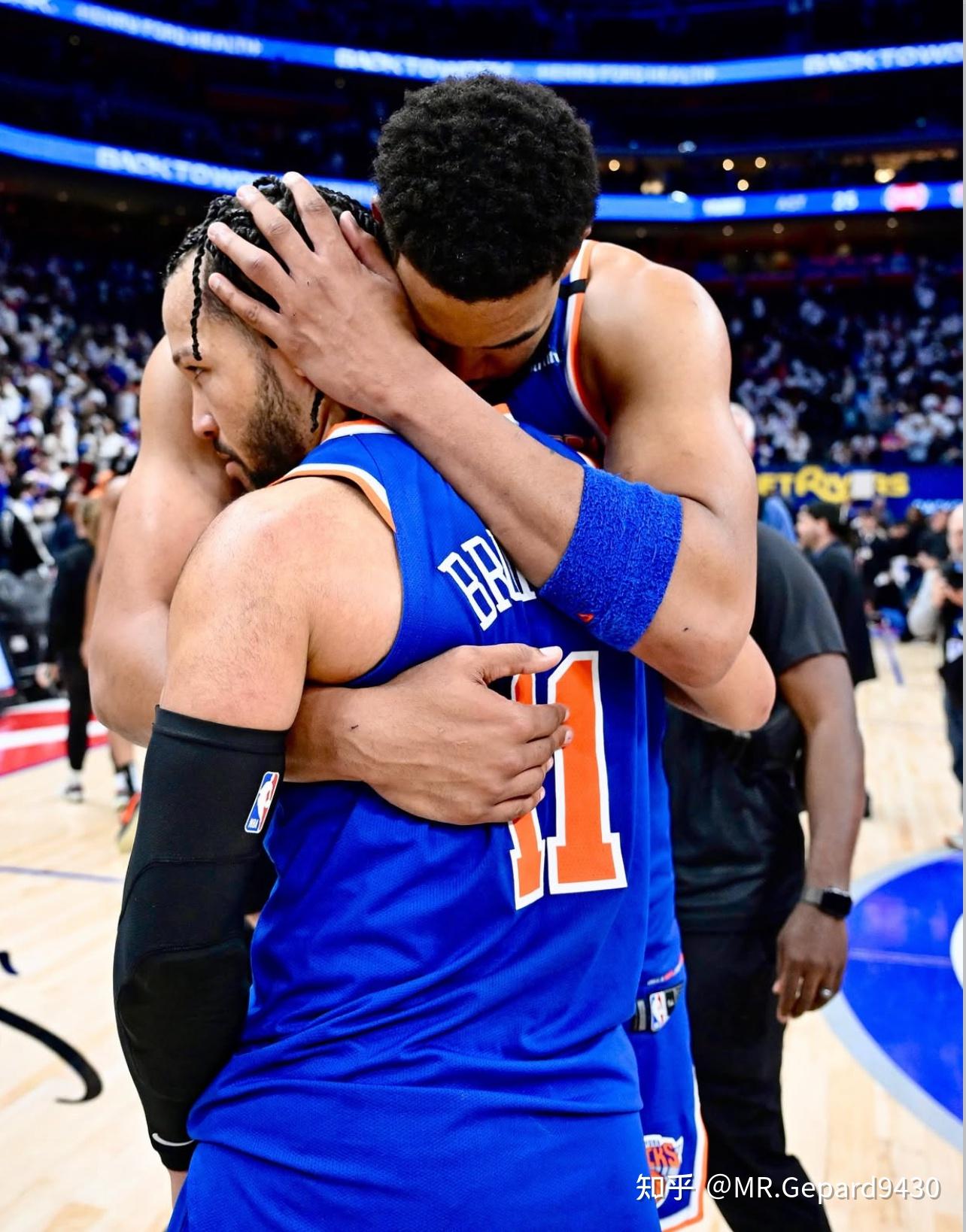 新万博官网-包含纽约尼克斯内部会议纪要流出：赛后主帅复盘，NBA季后赛使命明确，轮换策略成焦点的词条