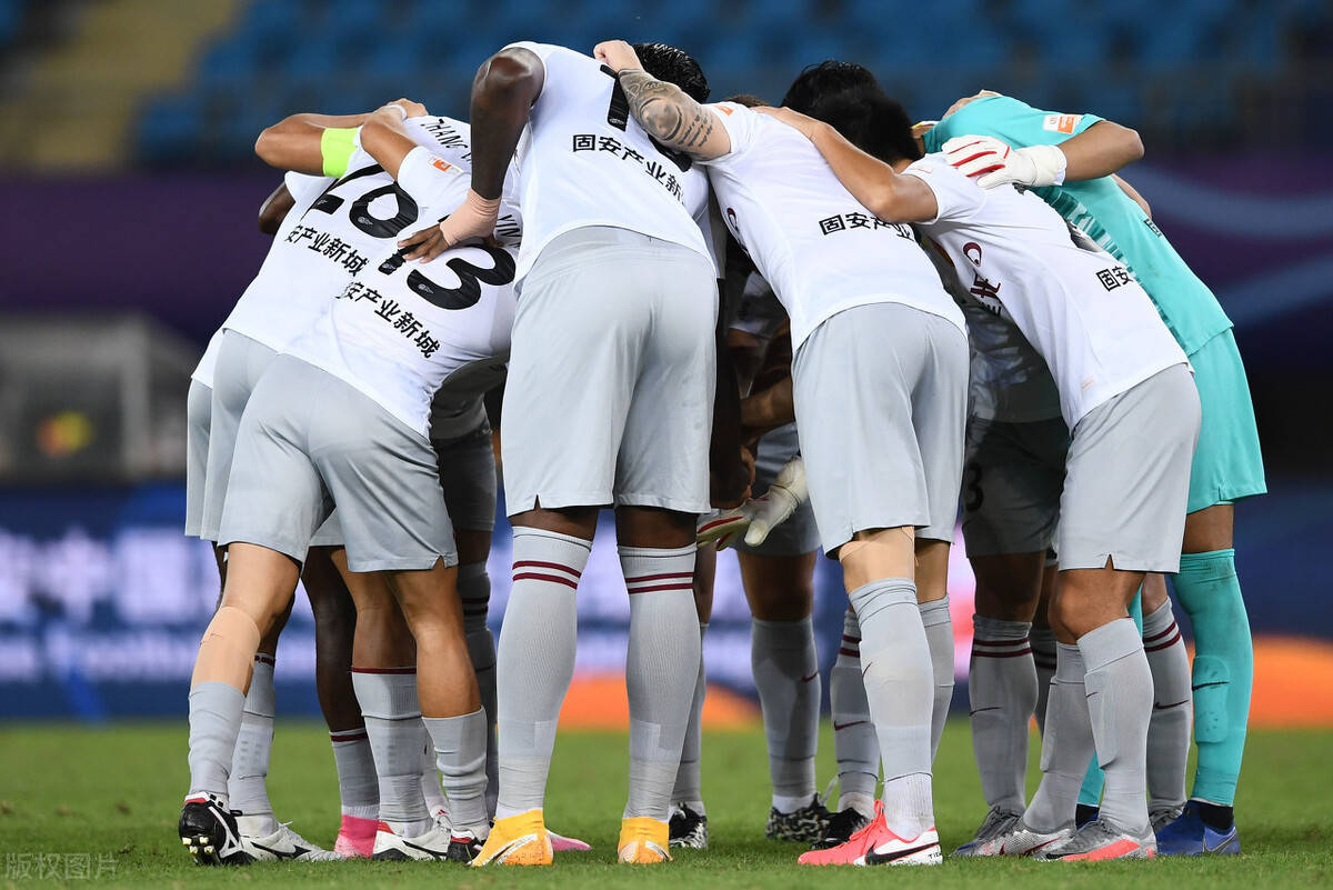 万博体育-包含今晚塞维利亚备战中超，战术微调细节曝光，信心回归，医务组通报恢复的词条